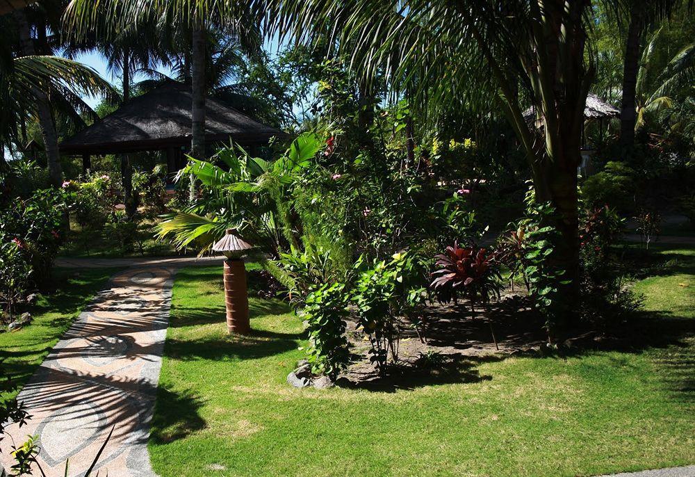 Aqua-Landia Resort Dauin Exterior photo