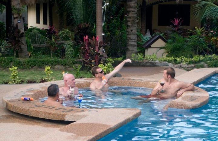Aqua-Landia Resort Dauin Exterior photo